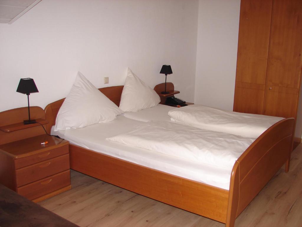 Gasthaus Zur Traube Winterrieden Ngoại thất bức ảnh